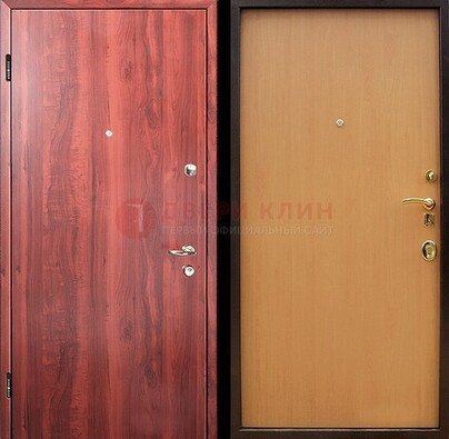 Красная железная дверь с ламинатом ДЛ-3 в Чебоксарах