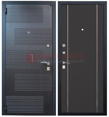 Темная металлическая дверь с МДФ ДМ-105 в деревянный дом в Чебоксарах