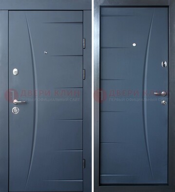 Серая входная дверь с фигурной фрезеровкой МДФ ДМ-213 в Чебоксарах