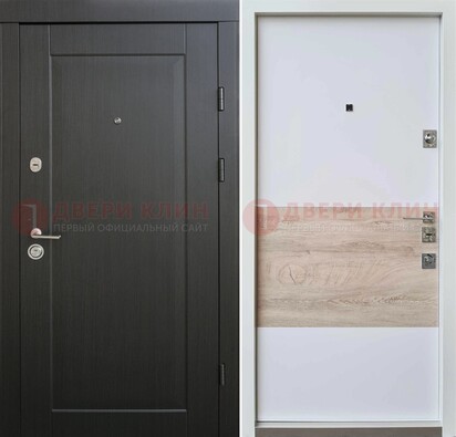 Черная металлическая дверь с белой МДФ внутри ДМ-230 в Чебоксарах