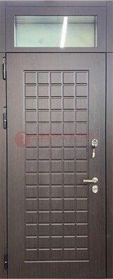 Темная железная дверь с МДФ и верхней фрамугой ДМ-337 в Чебоксарах