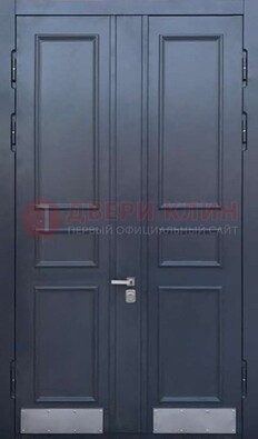Черная двухстворчатая дверь для улицы с МДФ ДМ-535 в Чебоксарах
