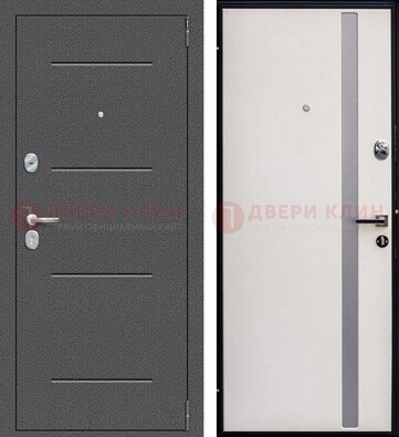 Железная дверь с порошковым напылением и белой МДФ ДП-212 в Чебоксарах