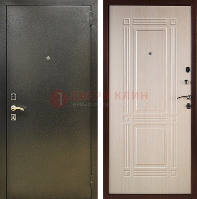 Стальная темно-серая дверь с порошковым напылением и МДФ Белый дуб ДП-277 в Чебоксарах