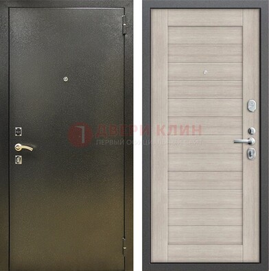 Стальная темно-серая дверь с порошковой отделкой и МДФ панелью ДП-278 в Чебоксарах