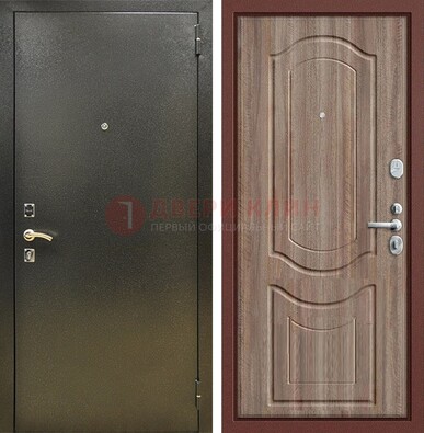 Темно-серая входная дверь с порошковым покрытием и коричневая МДФ ДП-290 в Чебоксарах