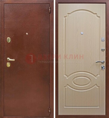 Коричневая металлическая дверь с порошковым окрасом ДП-76 в Чебоксарах