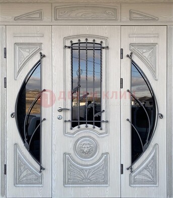 Большая парадная дверь Винорит со стеклом и ковкой ДПР-108 в Чебоксарах