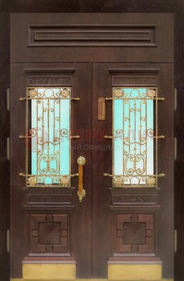 Парадная дверь со вставками из стекла и ковки ДПР-43 для каркасного дома в Чебоксарах