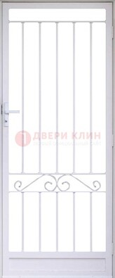 Белая стальная решетчатая дверь с волютами ДР-30 в Чебоксарах