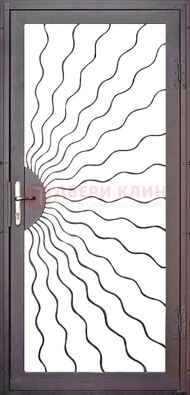 Коричневая железная решетчатая дверь ДР-8 в Чебоксарах
