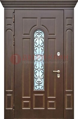 Коричневая железная дверь со стеклом ковкой для частного дома ДСК-133 в Чебоксарах
