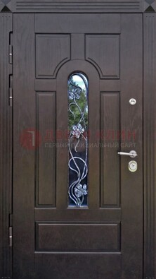 Металлическая дверь со стеклом и ковкой в цвете венге ДСК-142 в Чебоксарах
