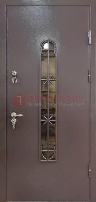 Металлическая дверь Порошок с небольшим стеклом и ковкой ДСК-282 в Чебоксарах