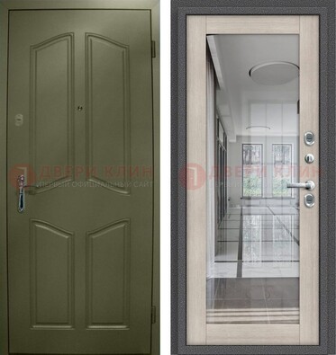 Зеленая стальная дверь с МДФ панелями и зеркалом ДЗ-137 в Чебоксарах